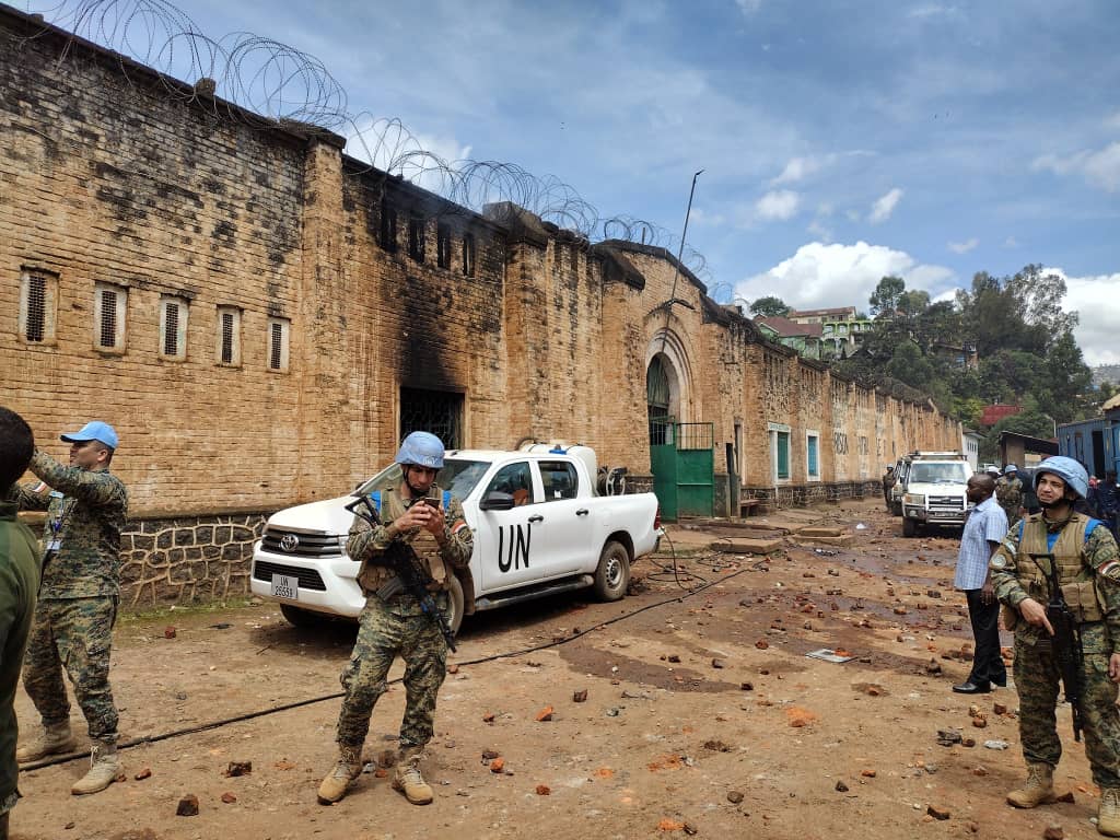 La MONUSCO tentent de maitriser l'incendie au sein de la prison centrale de BUKAVU