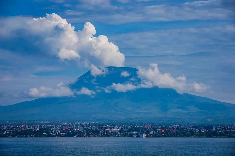 Vue aérienne de la ville de Goma et du territoire de Nyiragongo