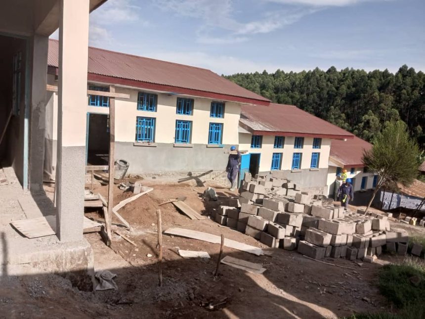À 5 jours de la rentrée scolaire, le fonds social RDC n'a pas achevé la construction des classes