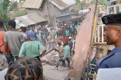 4 morts dans un effondrement d’un immeuble abritant le complexe scolaire Omega la merveille de Bagira