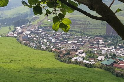 Mushaki est un village de la RD Congo. Mushaki est situé à proximité des villages Buniole et Kiniasi-Matanda