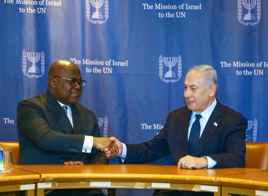 Le Président de la République Démocratique du Congo, Félix TSHISEKEDI lors d'un échange avec le Premier Ministre Israélien Benjamin NETANYAHU à New York aux USA.