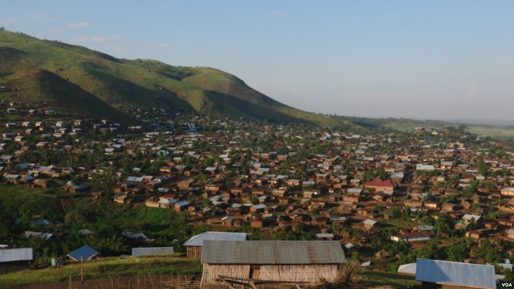Rutshuru est une localité, chef-lieu de territoire de la province du Nord-Kivu en république démocratique du Congo