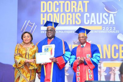 Félix TSHISEKEDI vient de recevoir un diplôme de Docteur Honoris Causa pour la liberté d’expression et des manifestations politiques en RDC