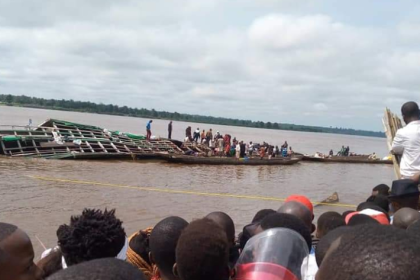 Naufrage à Mbandaka : le gouvernement durcit les mesures, en interdisant toute embarcation en bois sur les eaux de la RDC