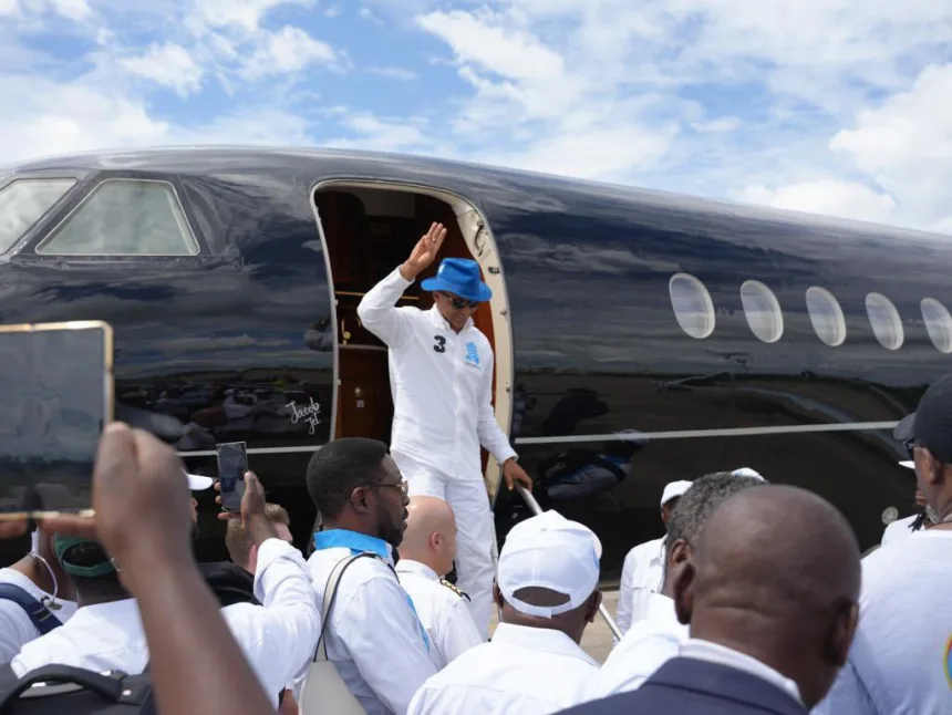Moïse KATUMBI atterri à Kisangani pour lancer sa campagne électorale