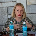 La Coordinatrice humanitaire par intérim de OCHA en RDC, Suzanna Tkalec en réunion