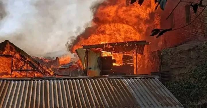 Incendie à l'entrepôt de la CENI à Mai Ndombe, plus de 400 matériels dont 163 machines à voter calcinés
