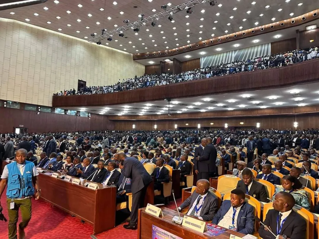 Les nouveaux députés, élus ont pris fonction, lundi à l’Assemblée nationale de la RDC
