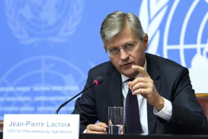 Le Secrétaire général adjoint aux opérations de maintien de la paix, Jean-Pierre Lacroix