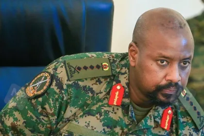 Le général Muhoozi Kainerugaba, fils du président Museveni, nommé Chef d'État-Major des Armées