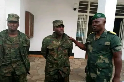les militaires Rwandais et leurs alliés du M23 se rendent en masse et déposent les armes