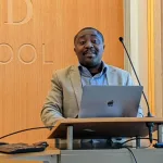 Le Père Déogratias FIKIRI partage la sagesse de l'Ubuntu à Harvard University
