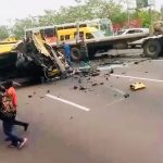 Au moins 13 mort et 4 blessé dans une Collision mortelle entre un camion remorque et un bus au quartier Badara