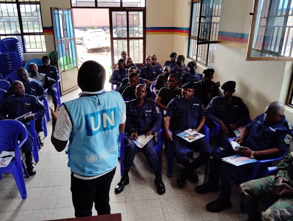 Les policiers formés sur la protection des droits de l’homme et de l’enfant à Bulongo et Eringeti