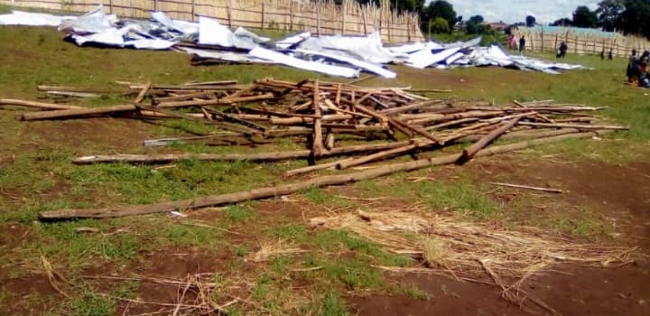 Des toitures de deux écoles emportées par un vent violent à Kpandroma