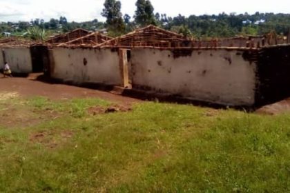 Des toitures de deux écoles emportées par un vent violent à Kpandroma