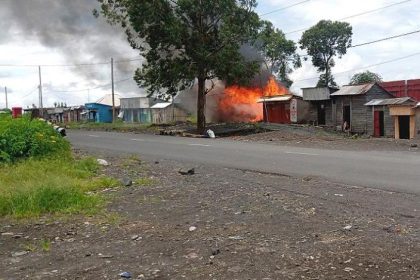 Le conseil local de la jeunesse de Kamuhoronza exige une enquête après l'incendie d'une vingtaine de maisons à Sake